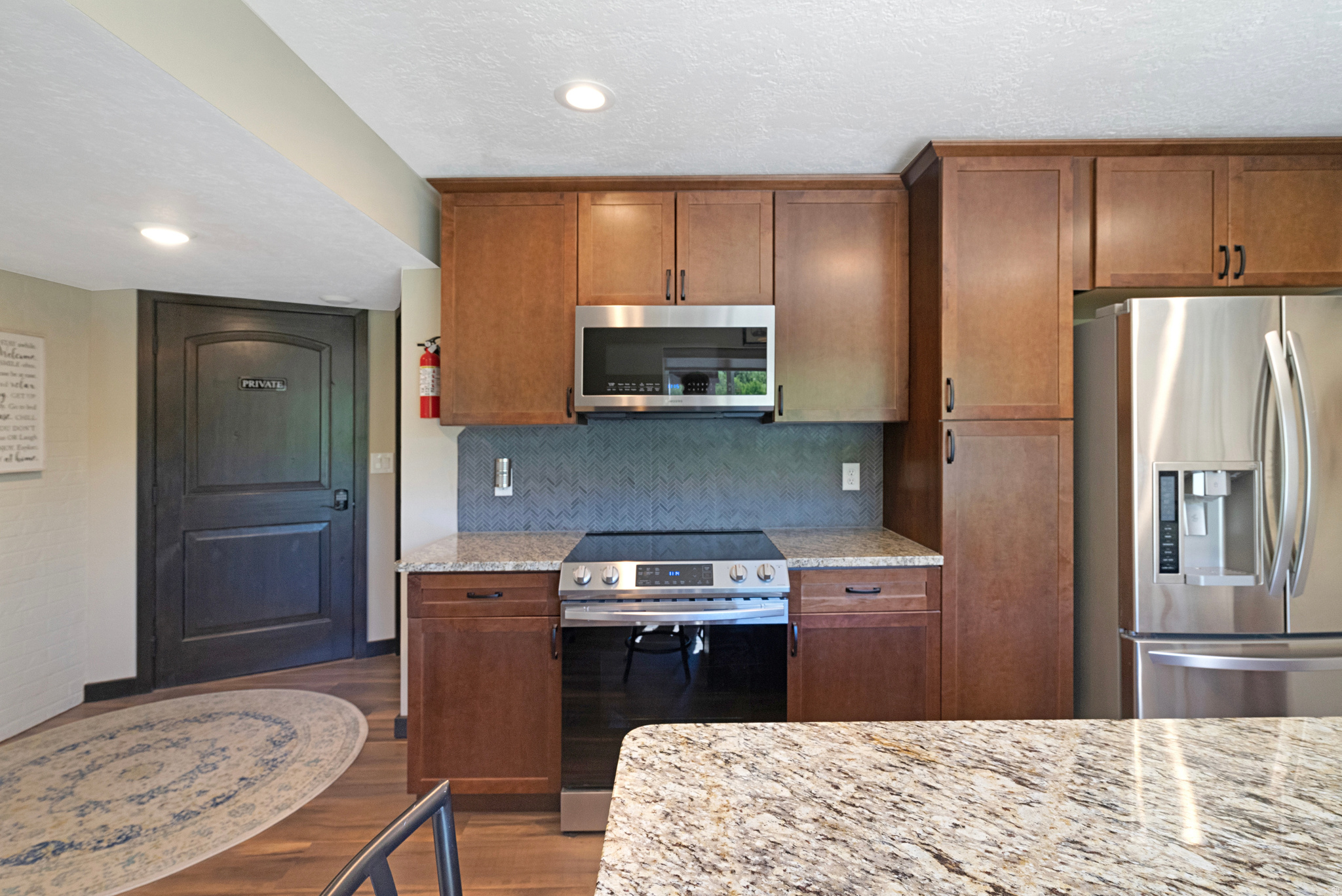 main property photo 89