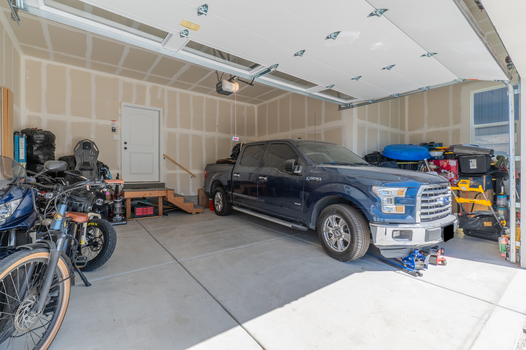 main property photo 49