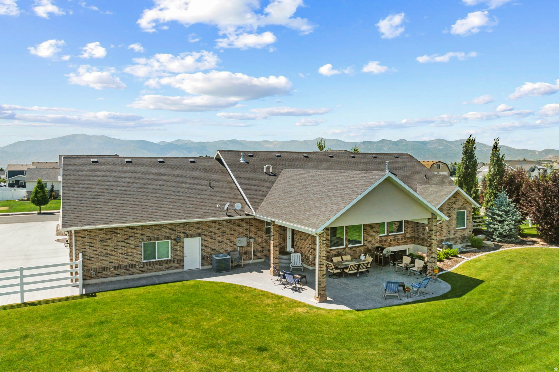 main property photo 83
