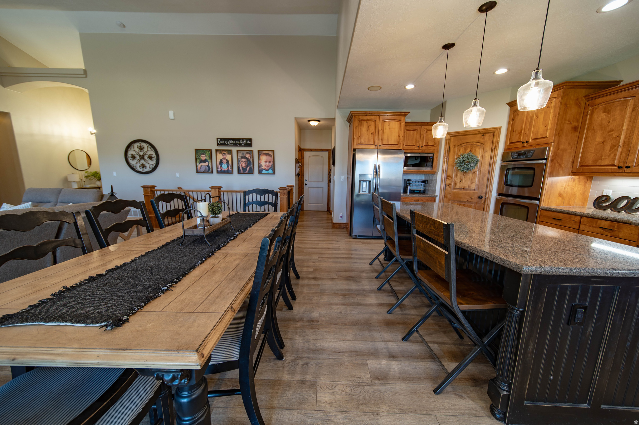 main property photo 18
