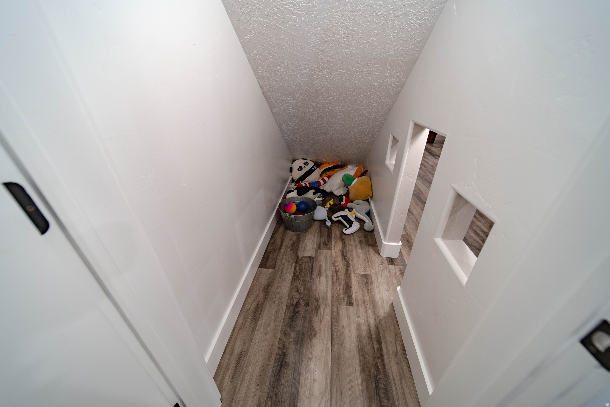 main property photo 59