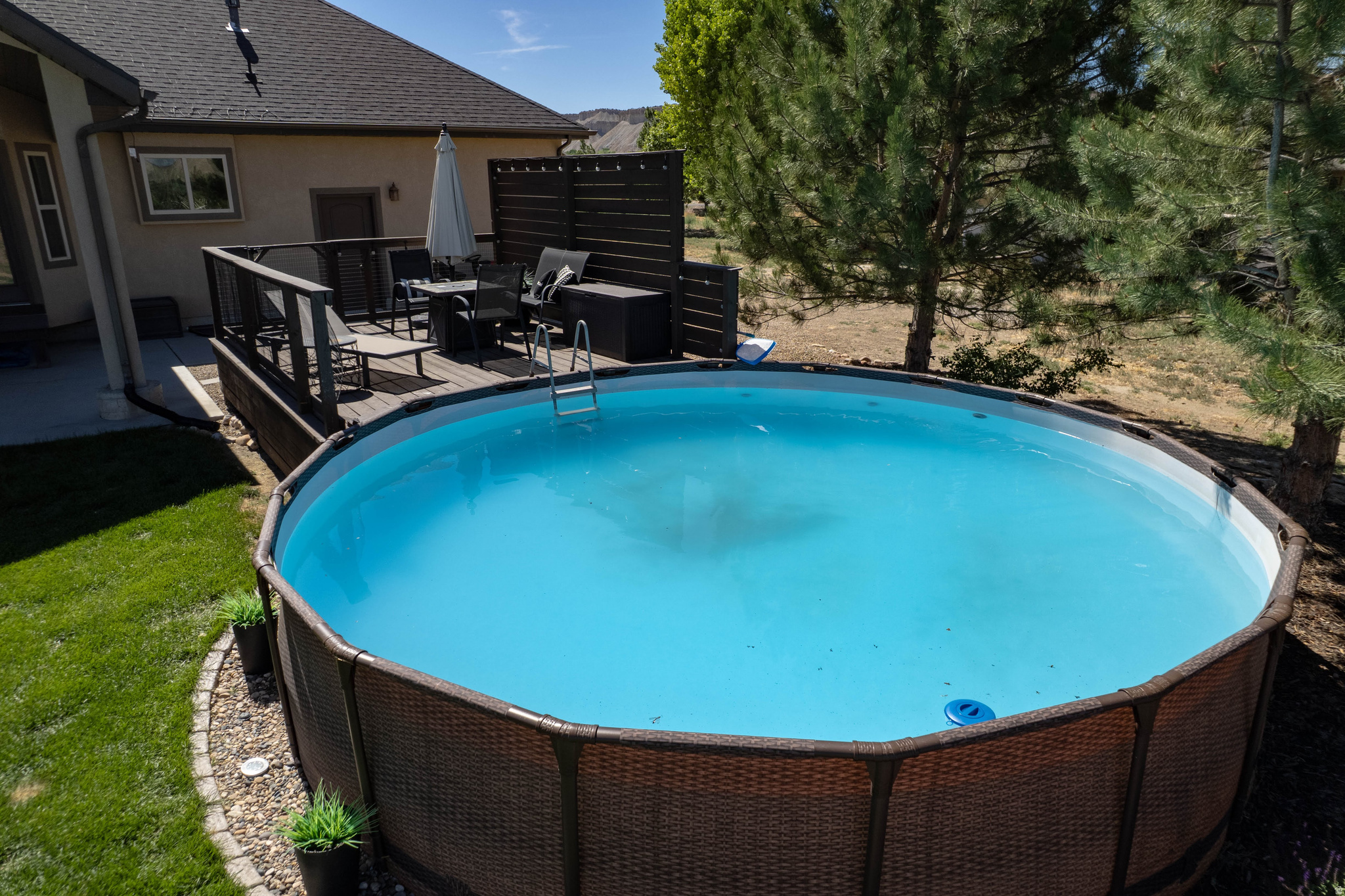 main property photo 75