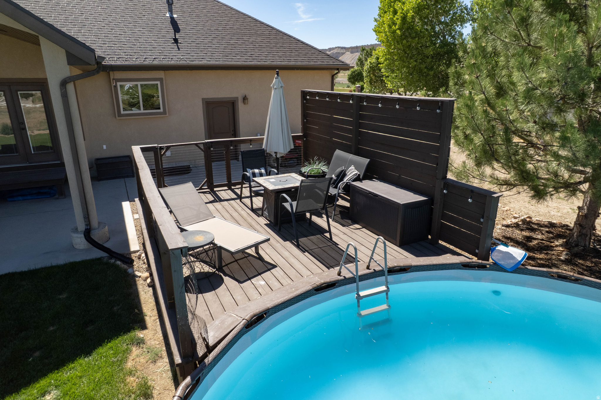 main property photo 76