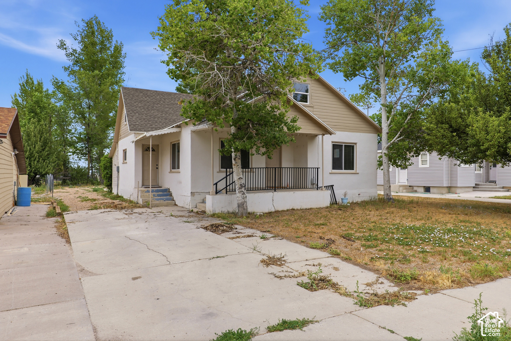 main property photo 22