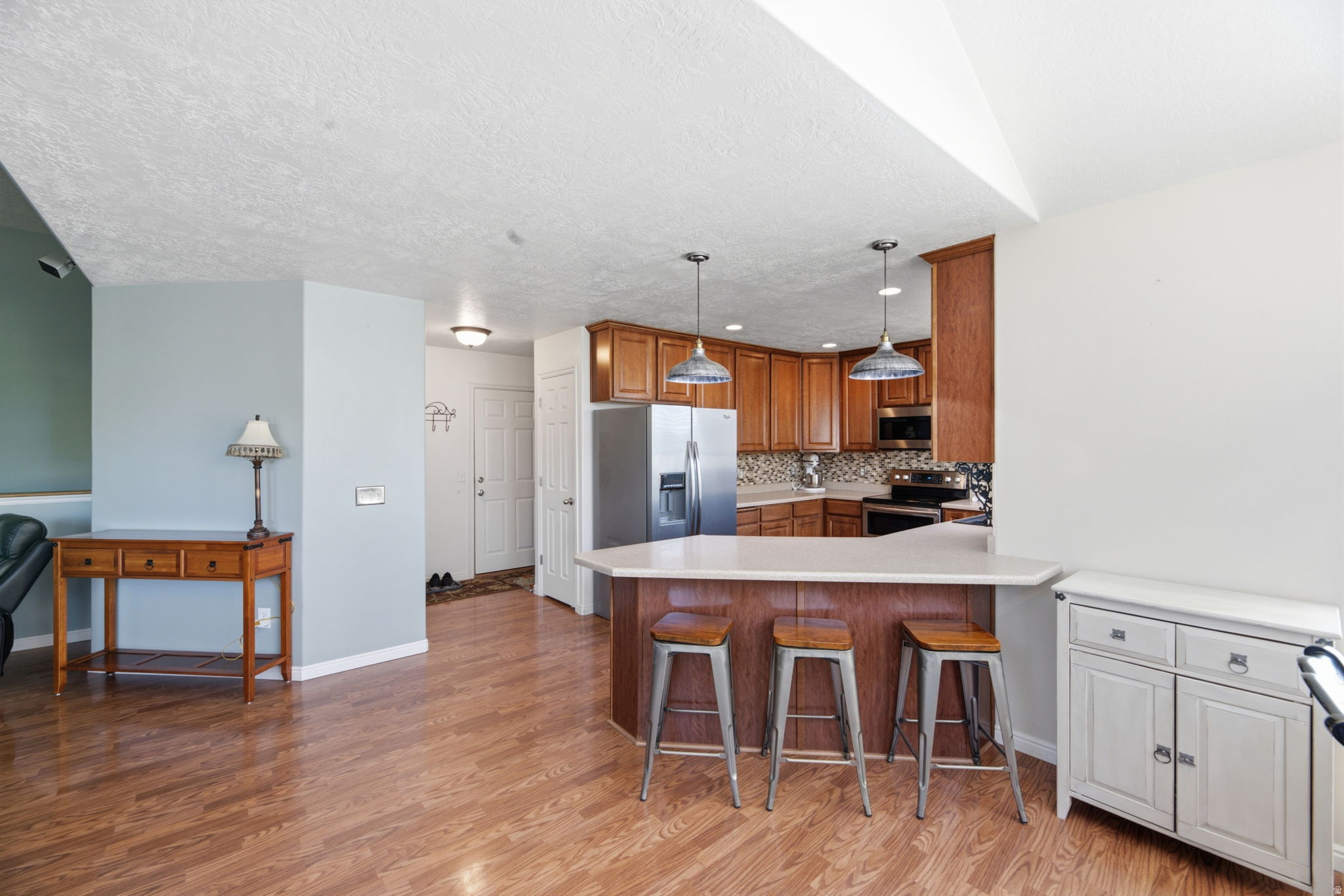 main property photo 5