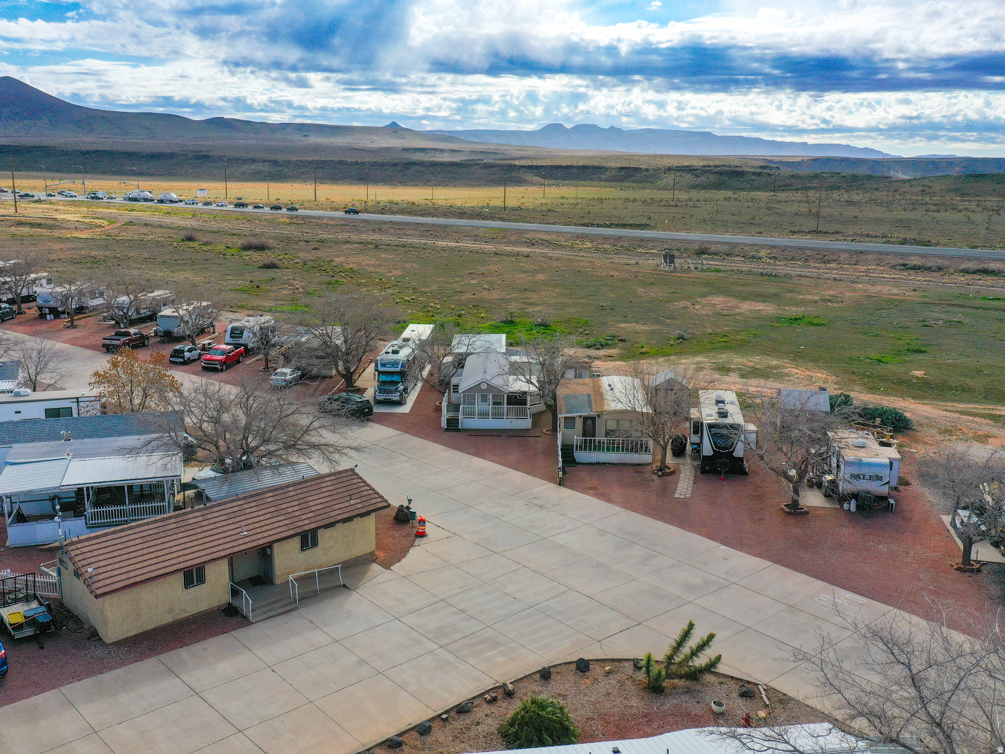 main property photo 16
