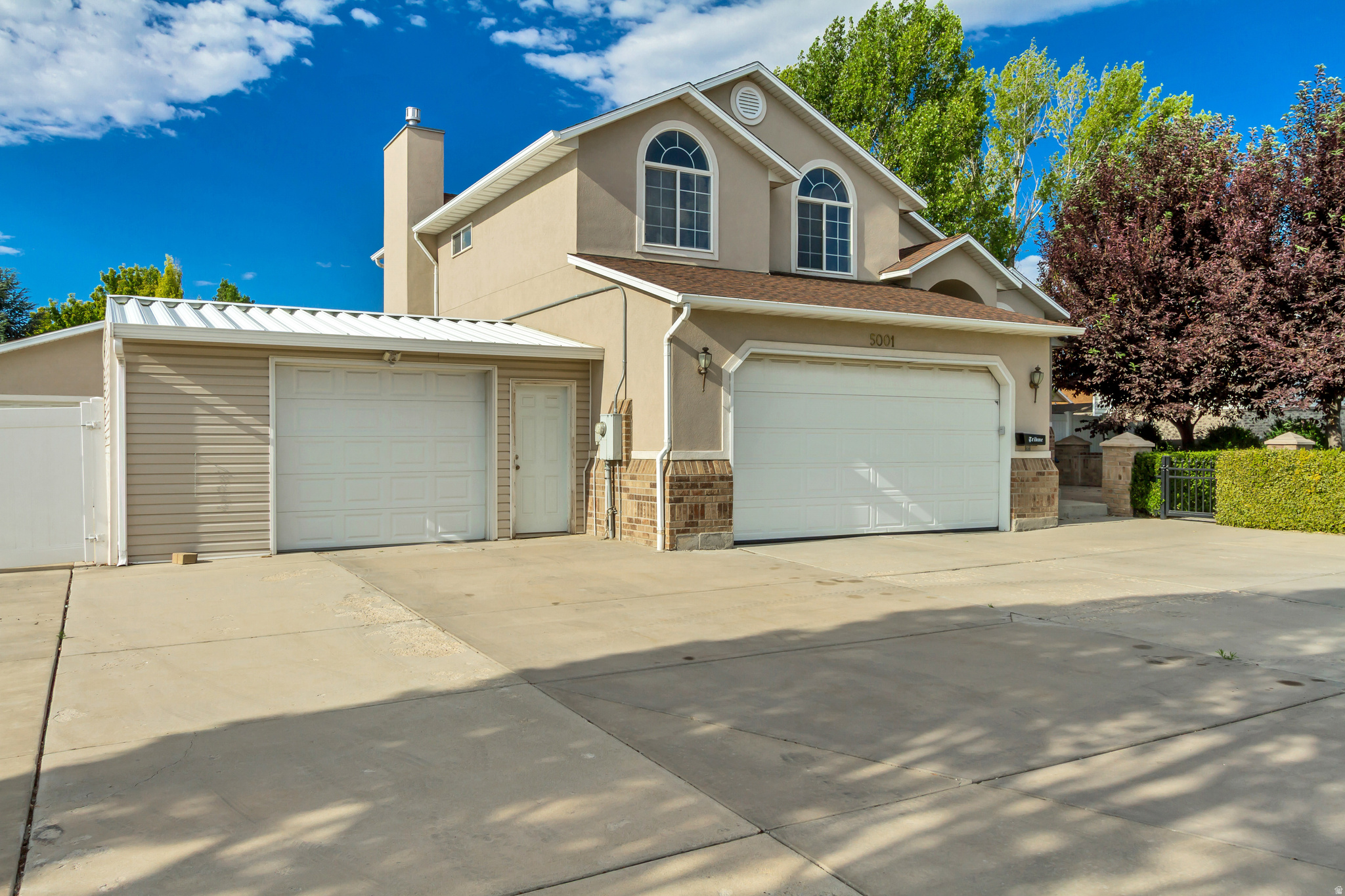 main property photo 44