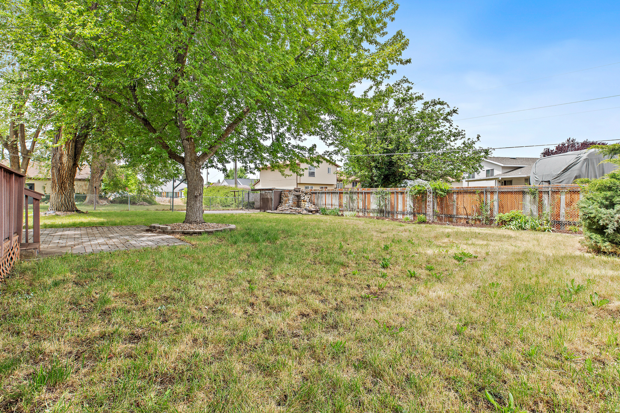 main property photo 29