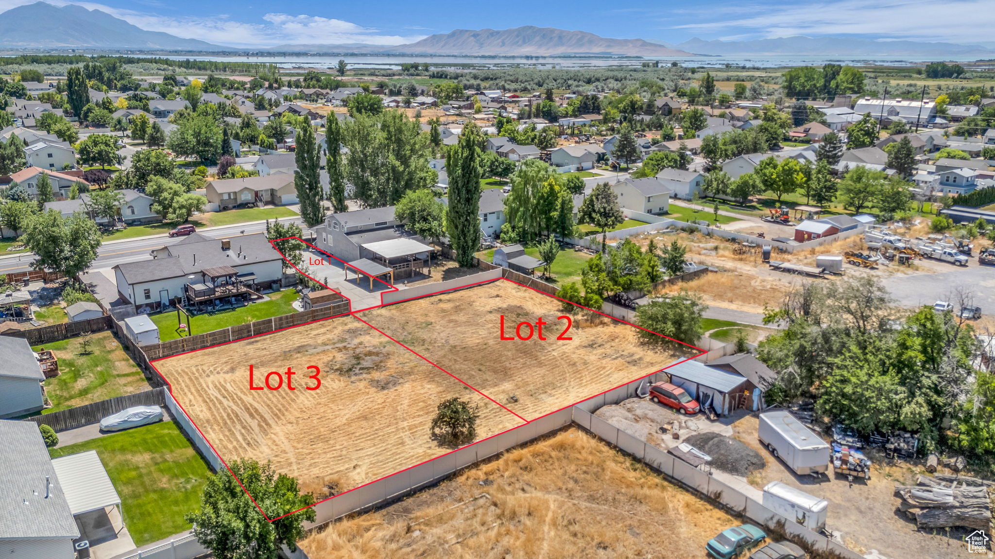 main property photo 6