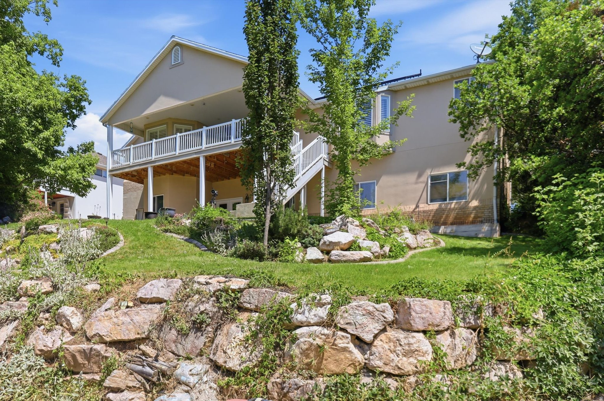 main property photo 66