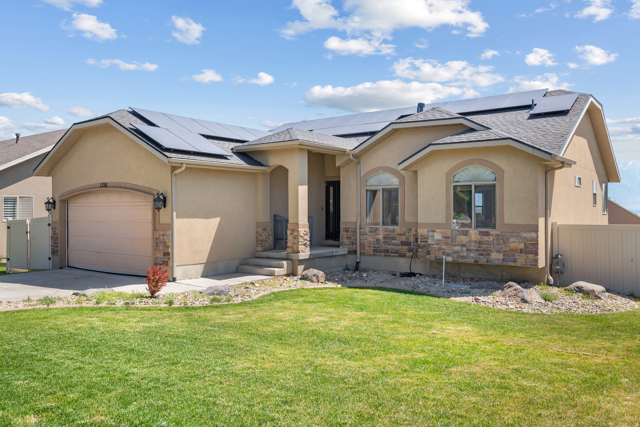 main property photo 0