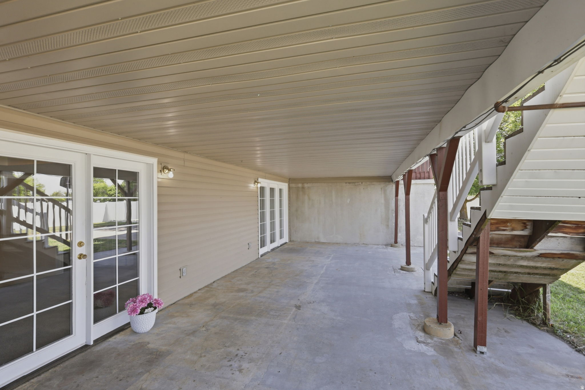 main property photo 49