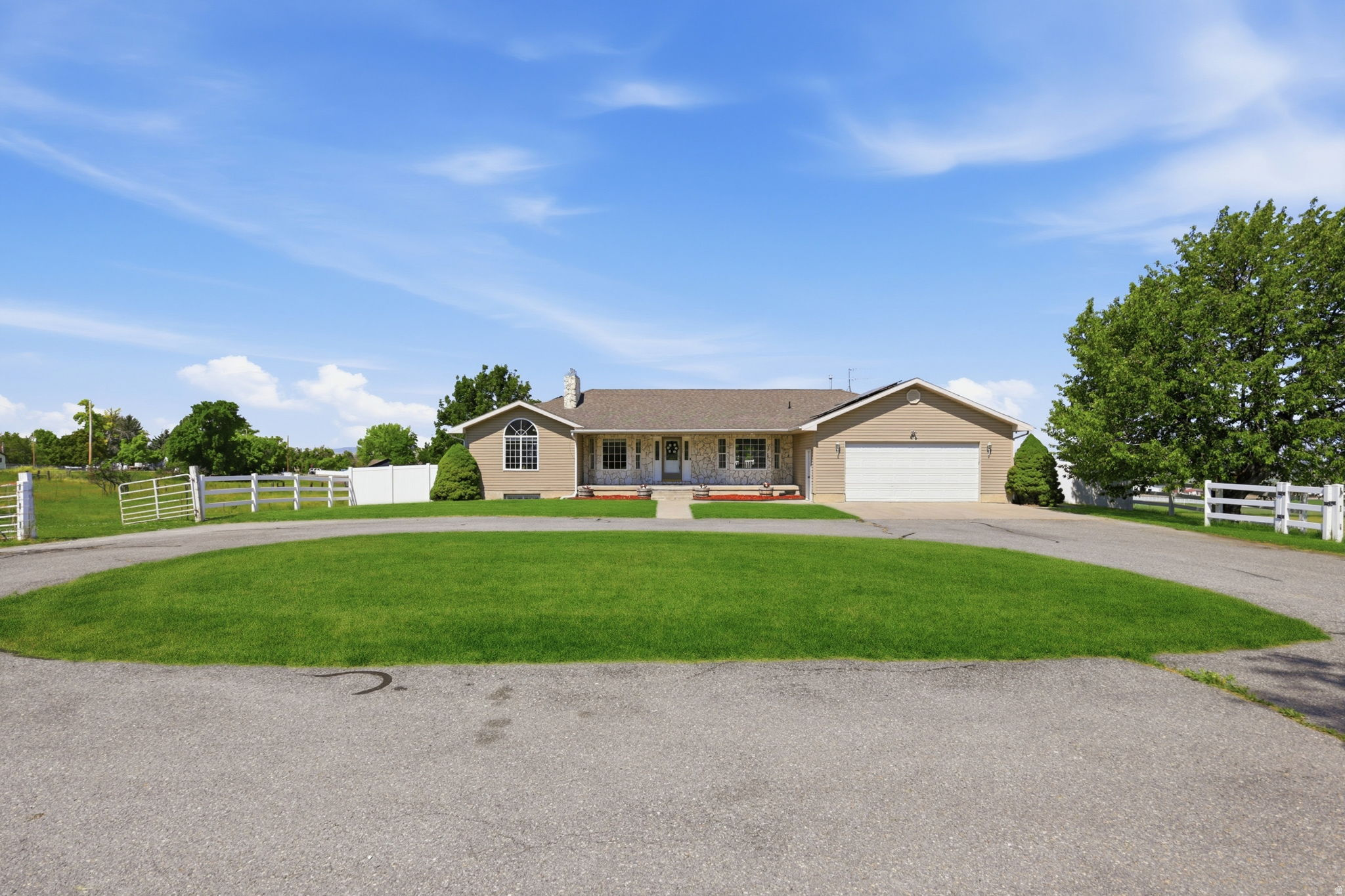 main property photo 50