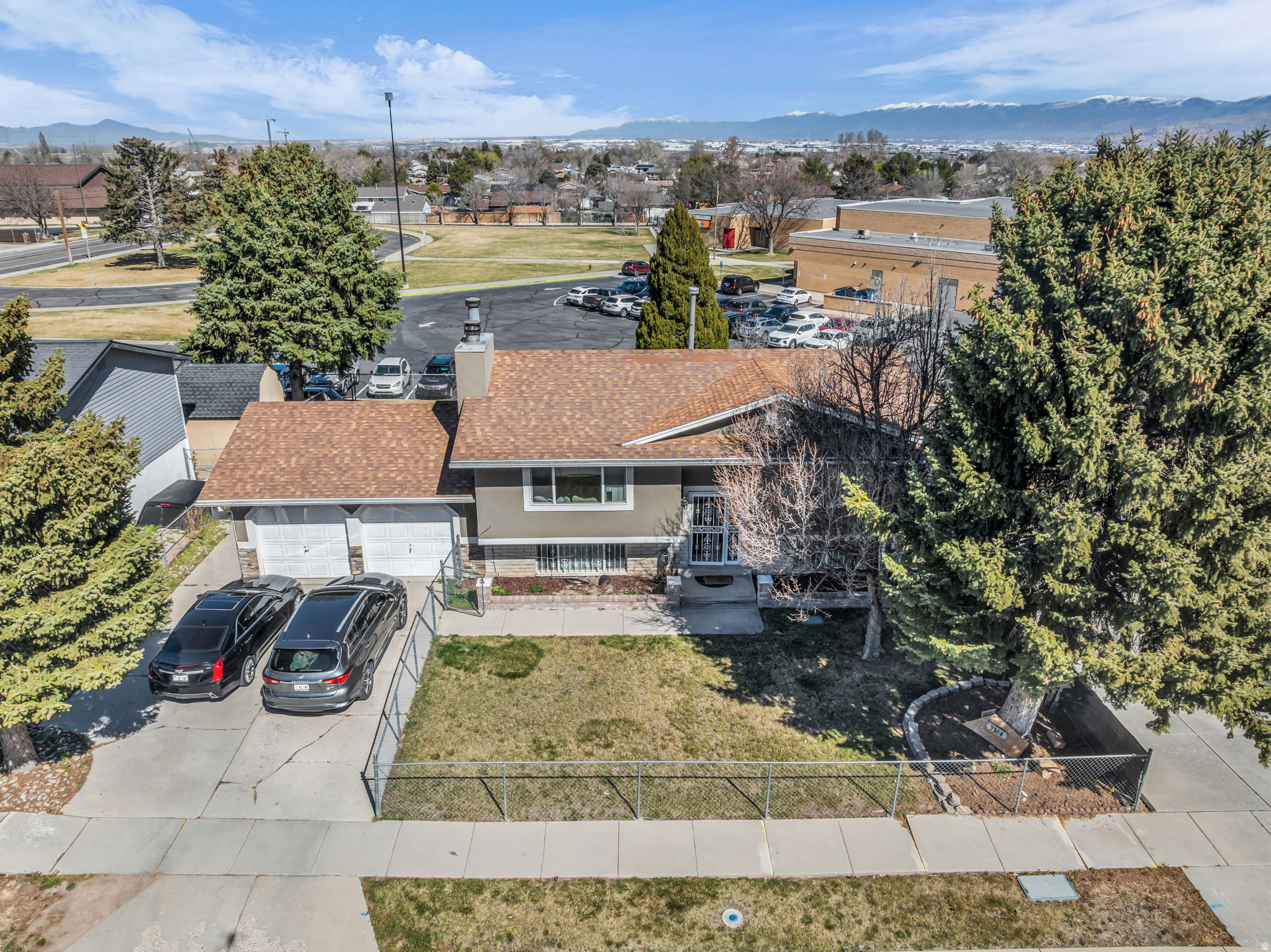 main property photo 42