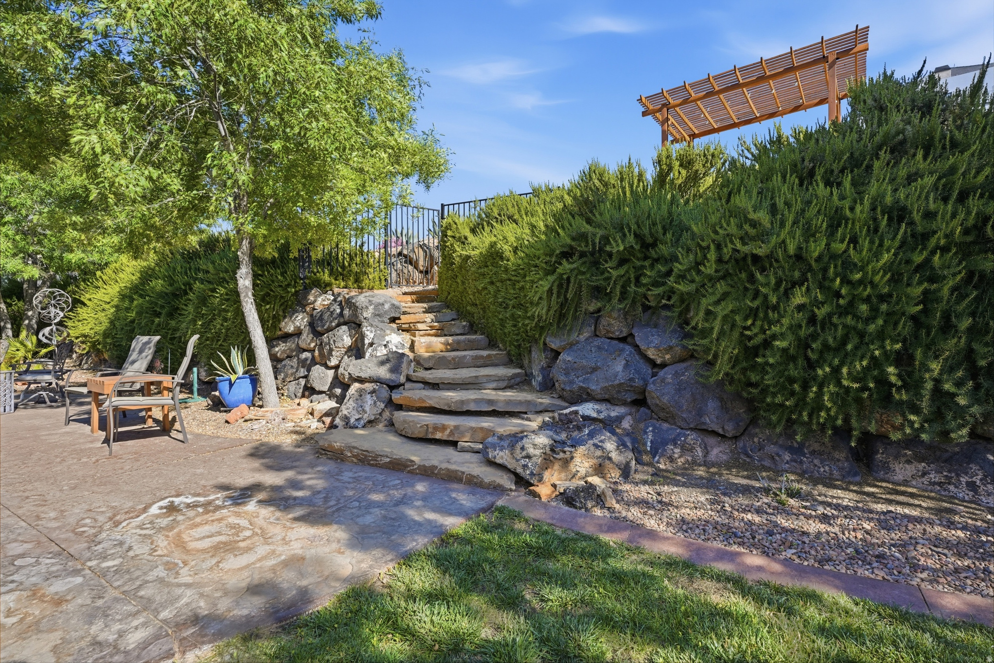 main property photo 43