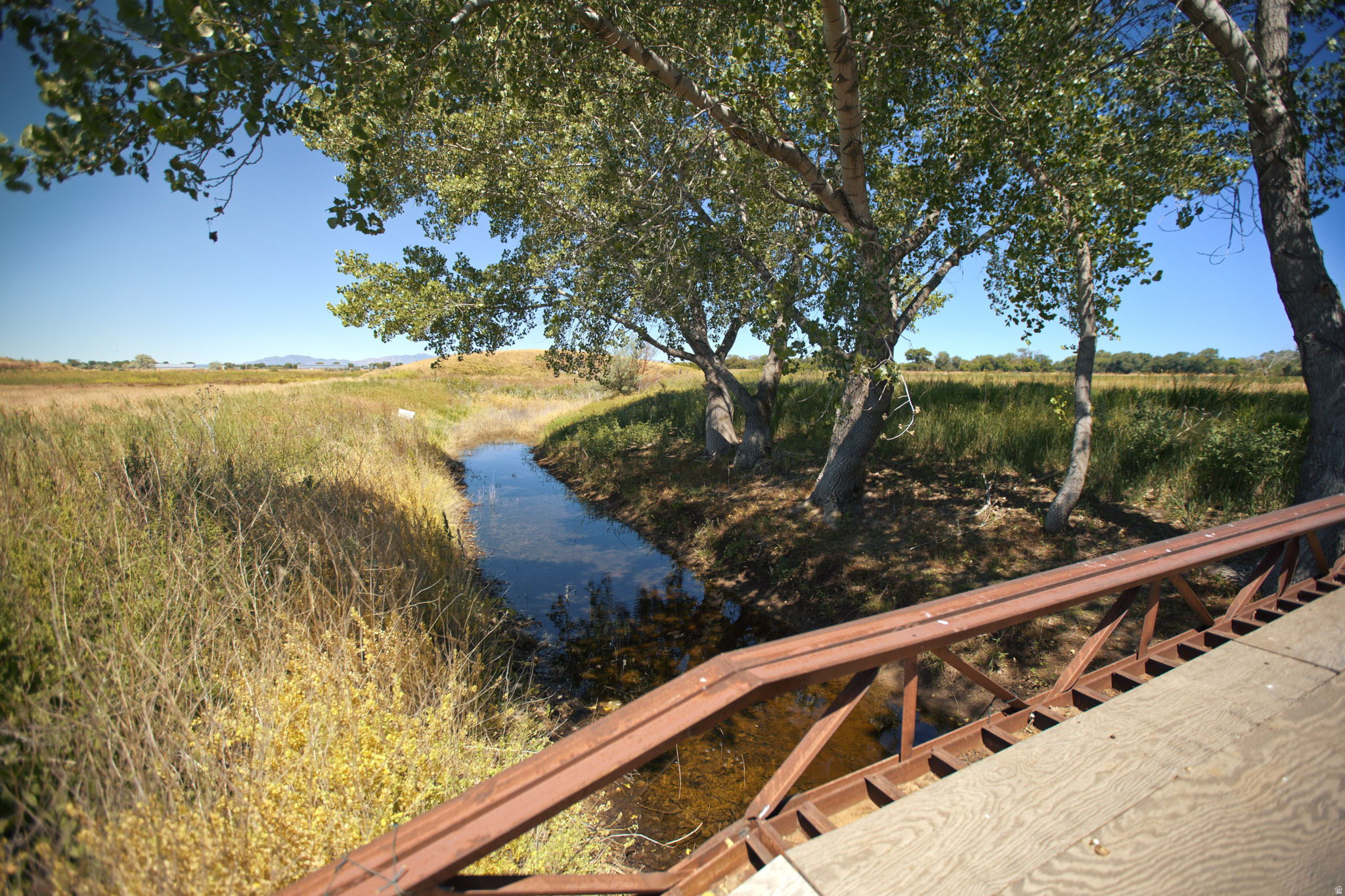 main property photo 37