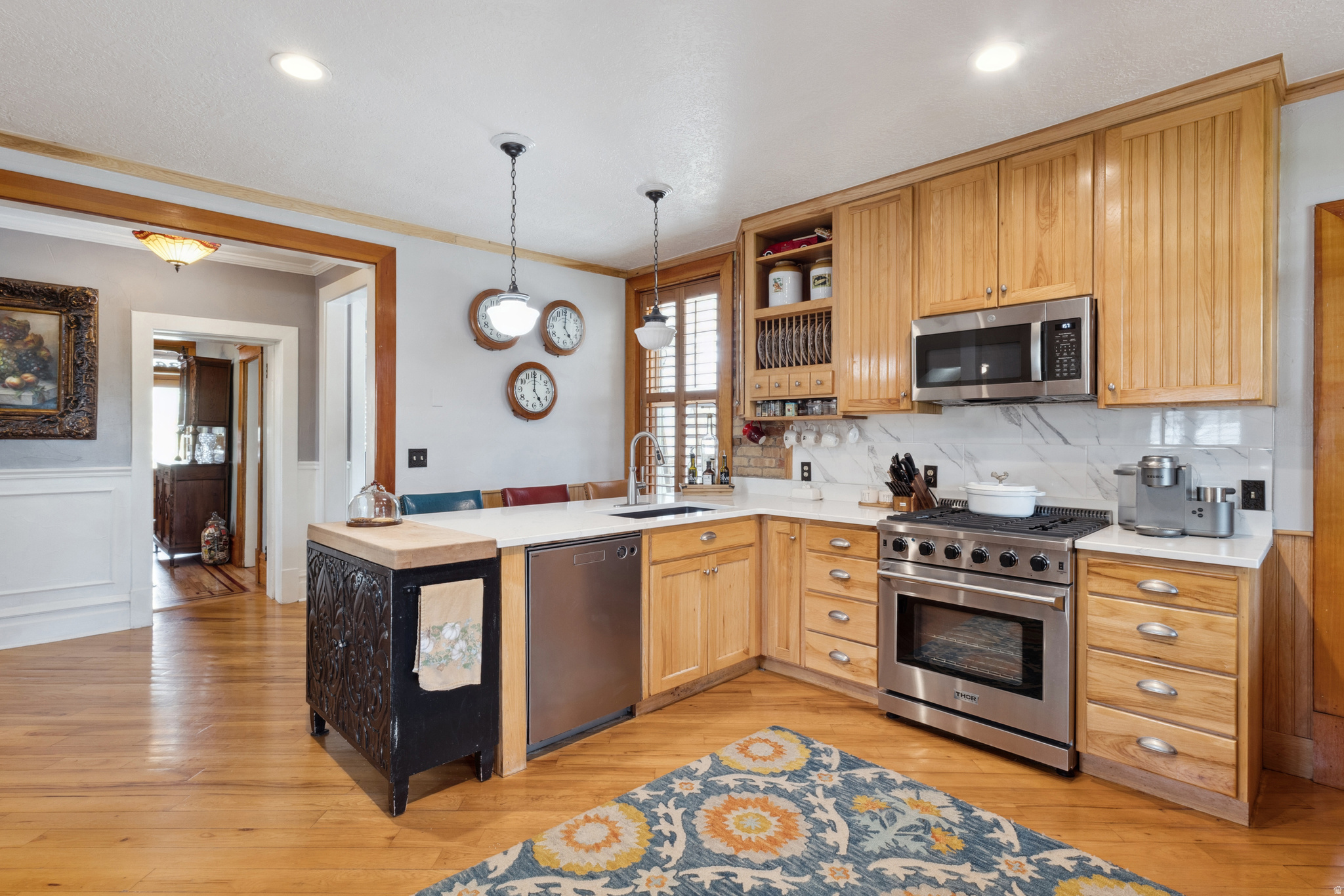 main property photo 12