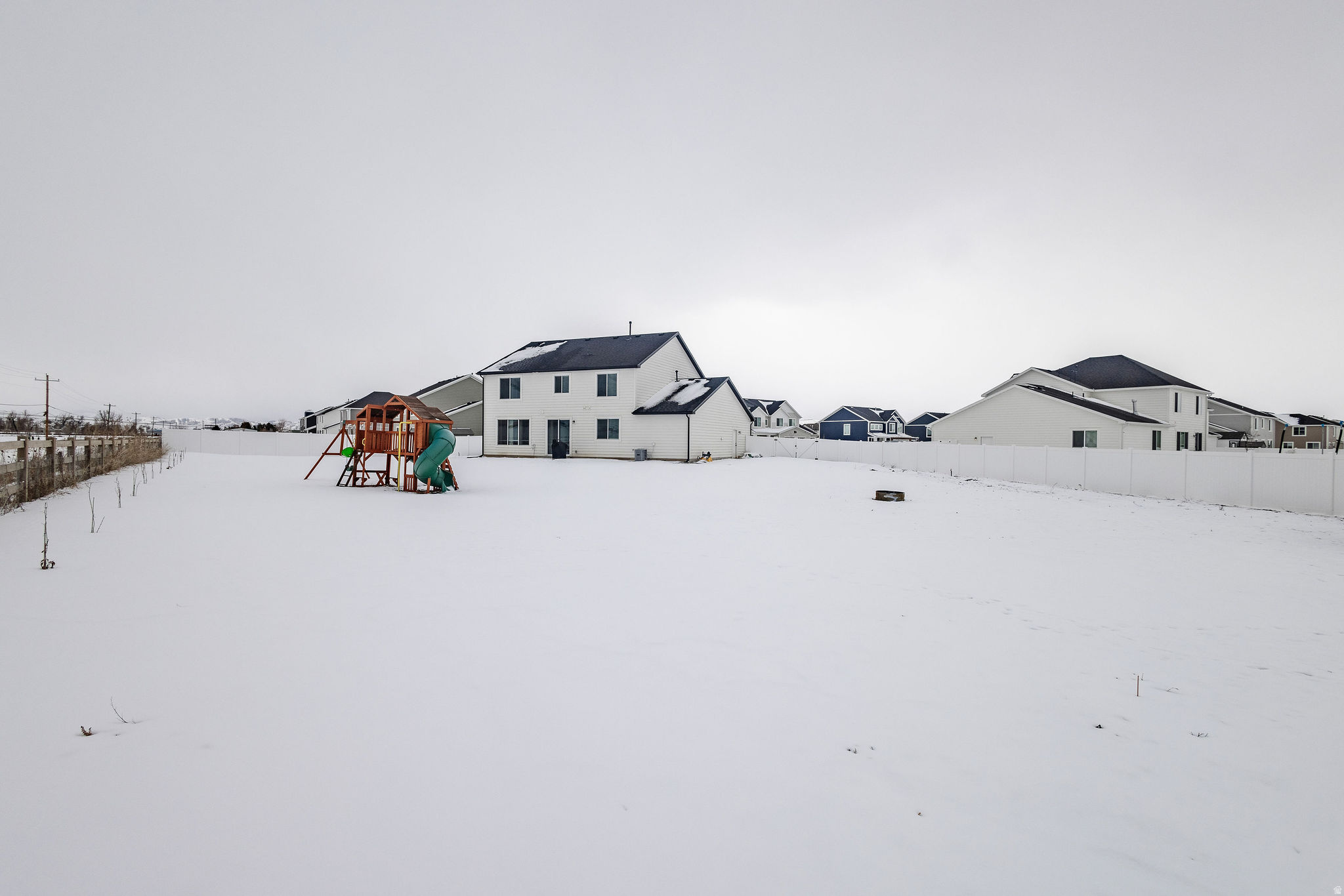 main property photo 59