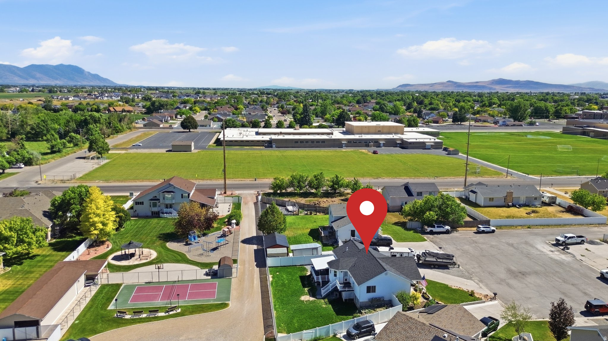 main property photo 20