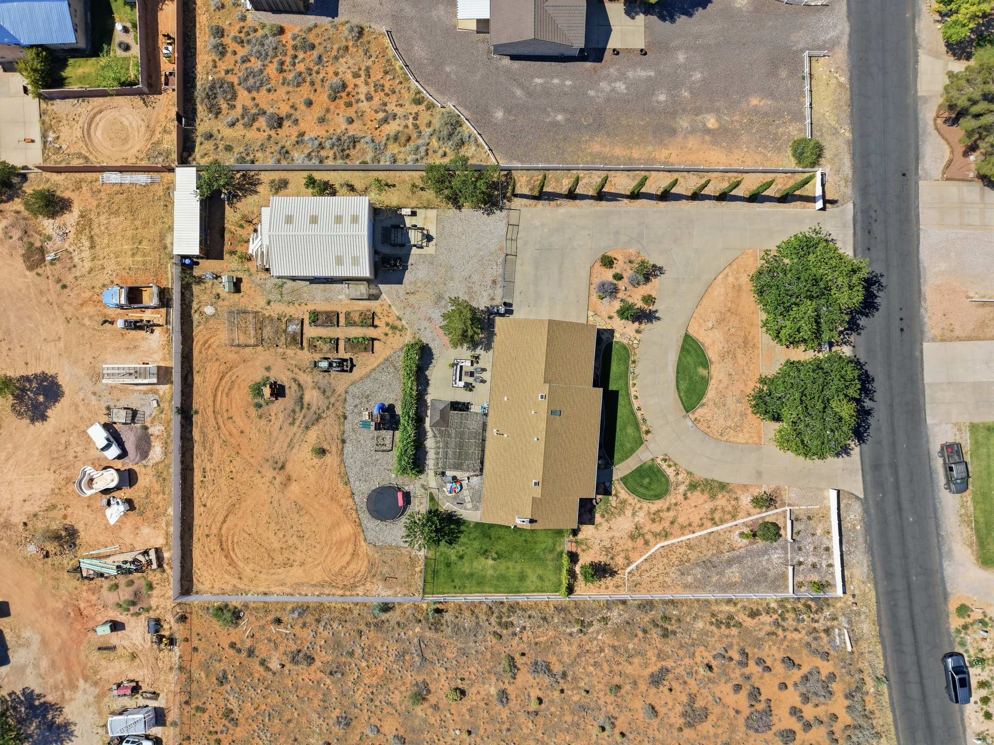 main property photo 2