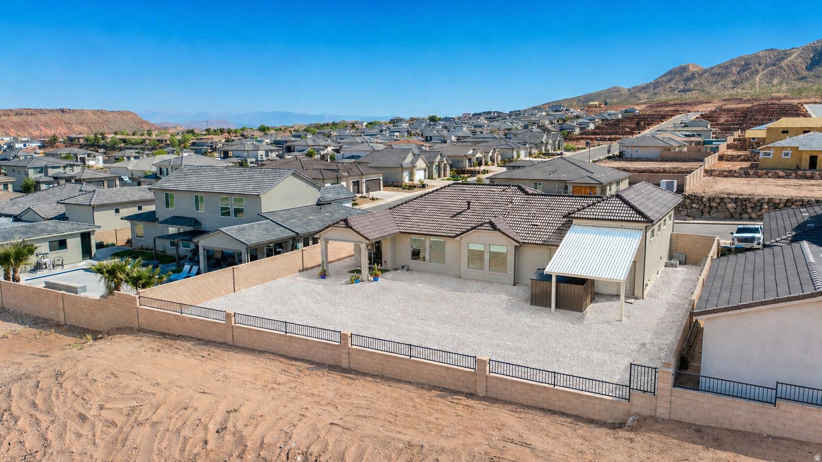 main property photo 3