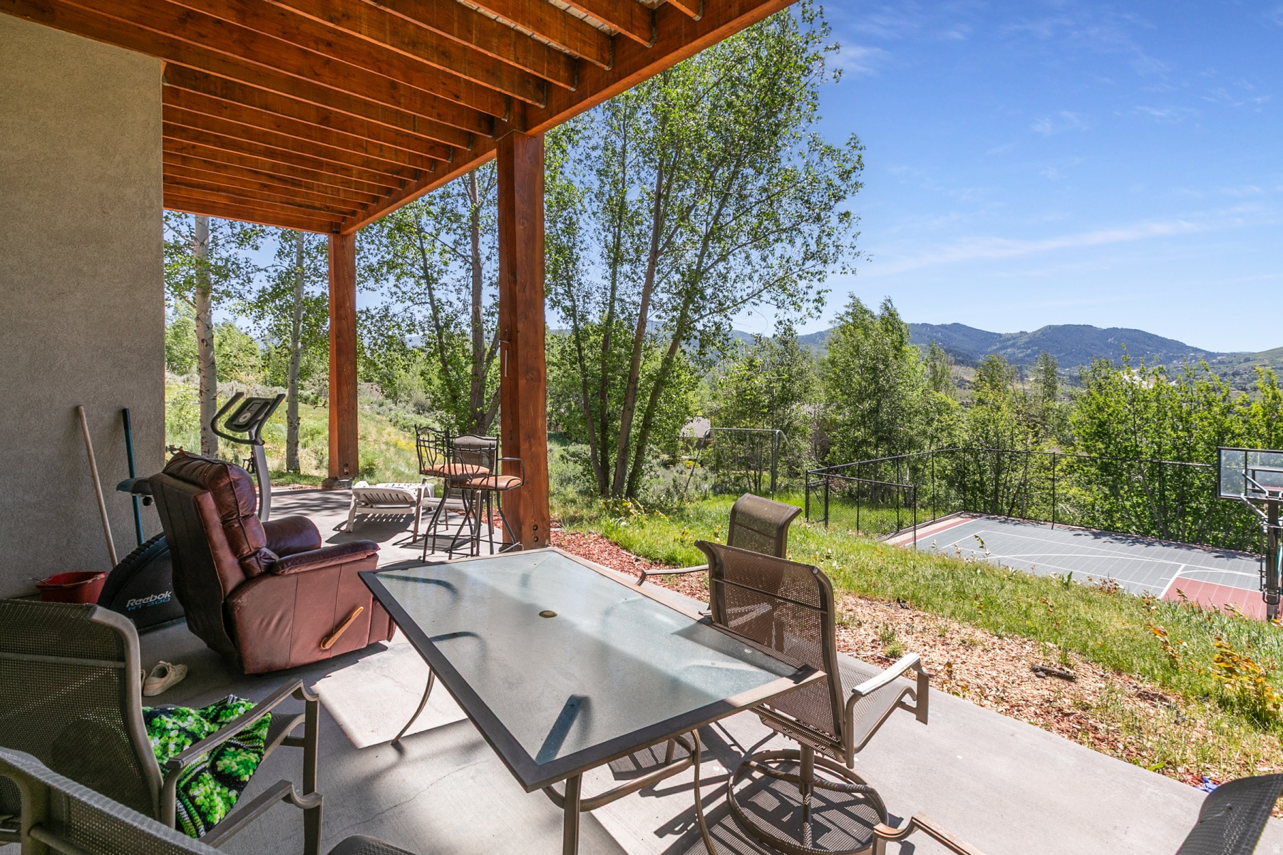 main property photo 39