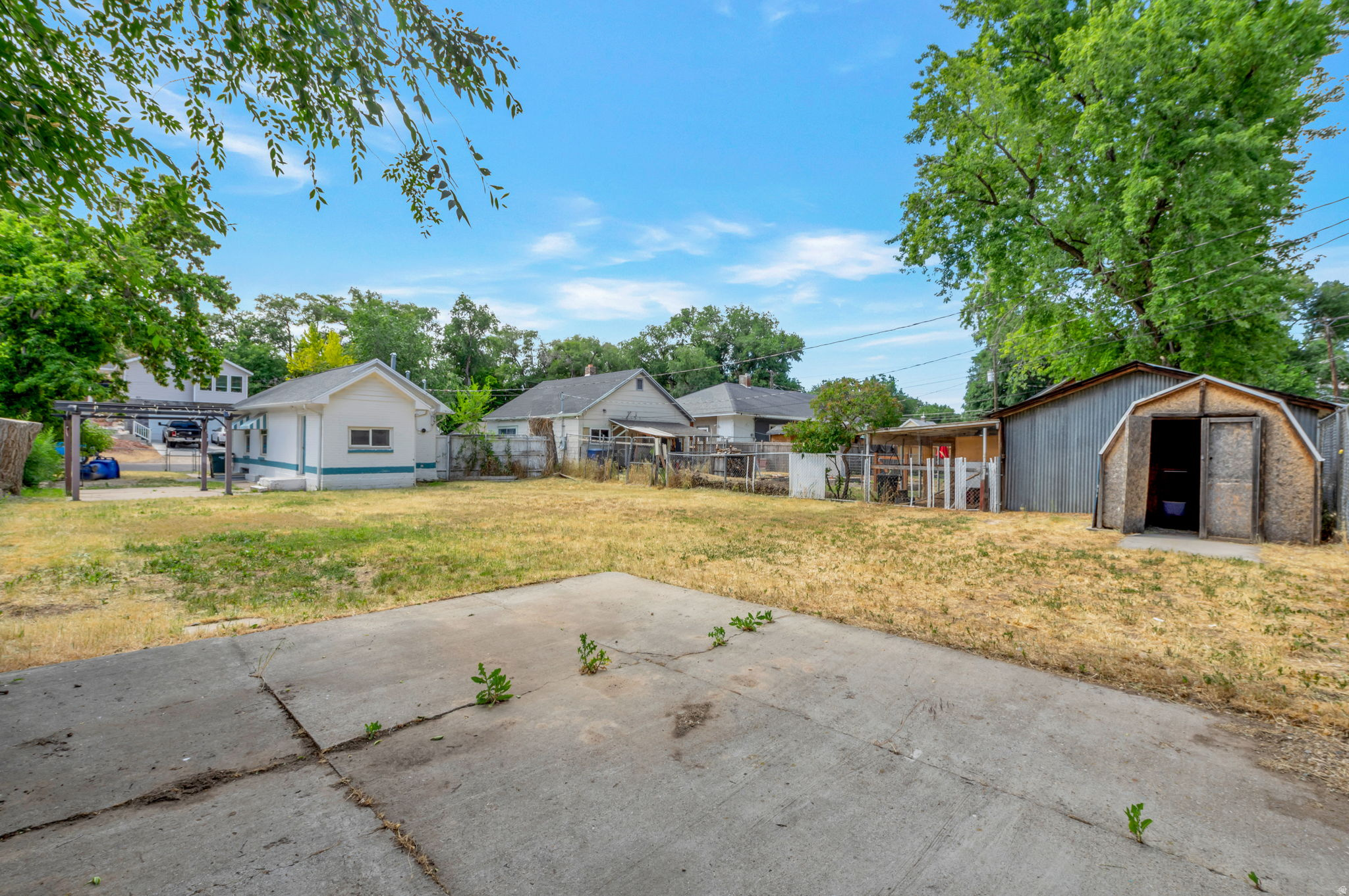 main property photo 14