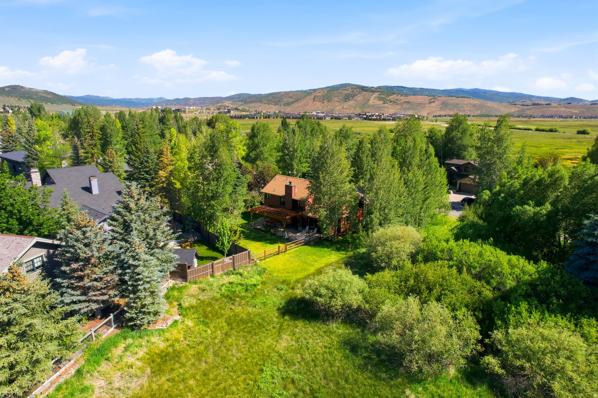 main property photo 6