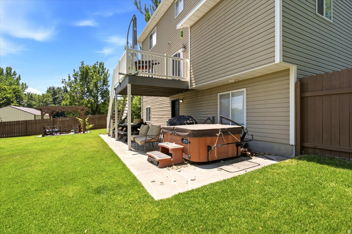 main property photo 35