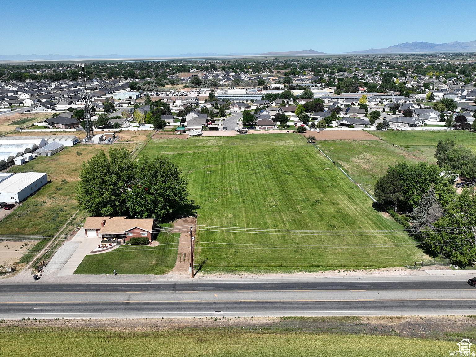 main property photo 2