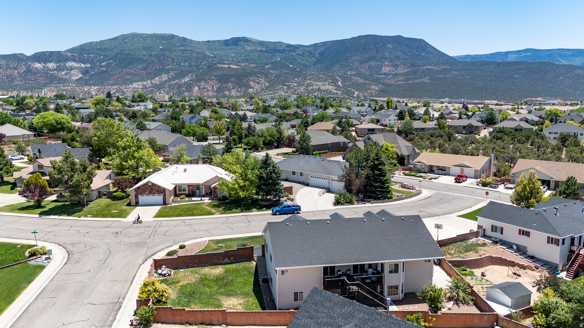 main property photo 68