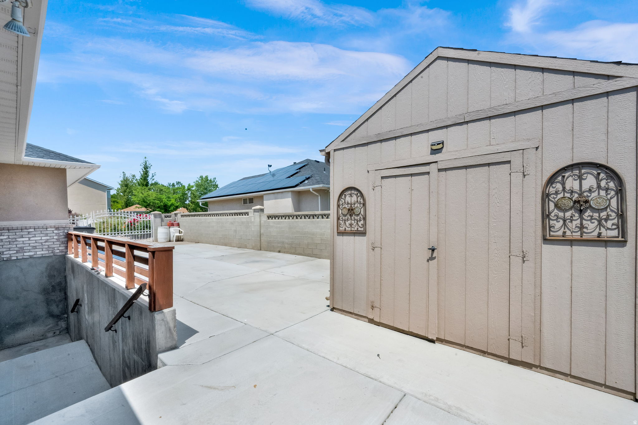 main property photo 15