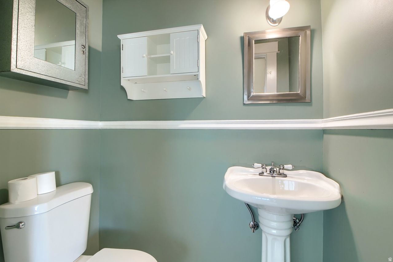 main property photo 12