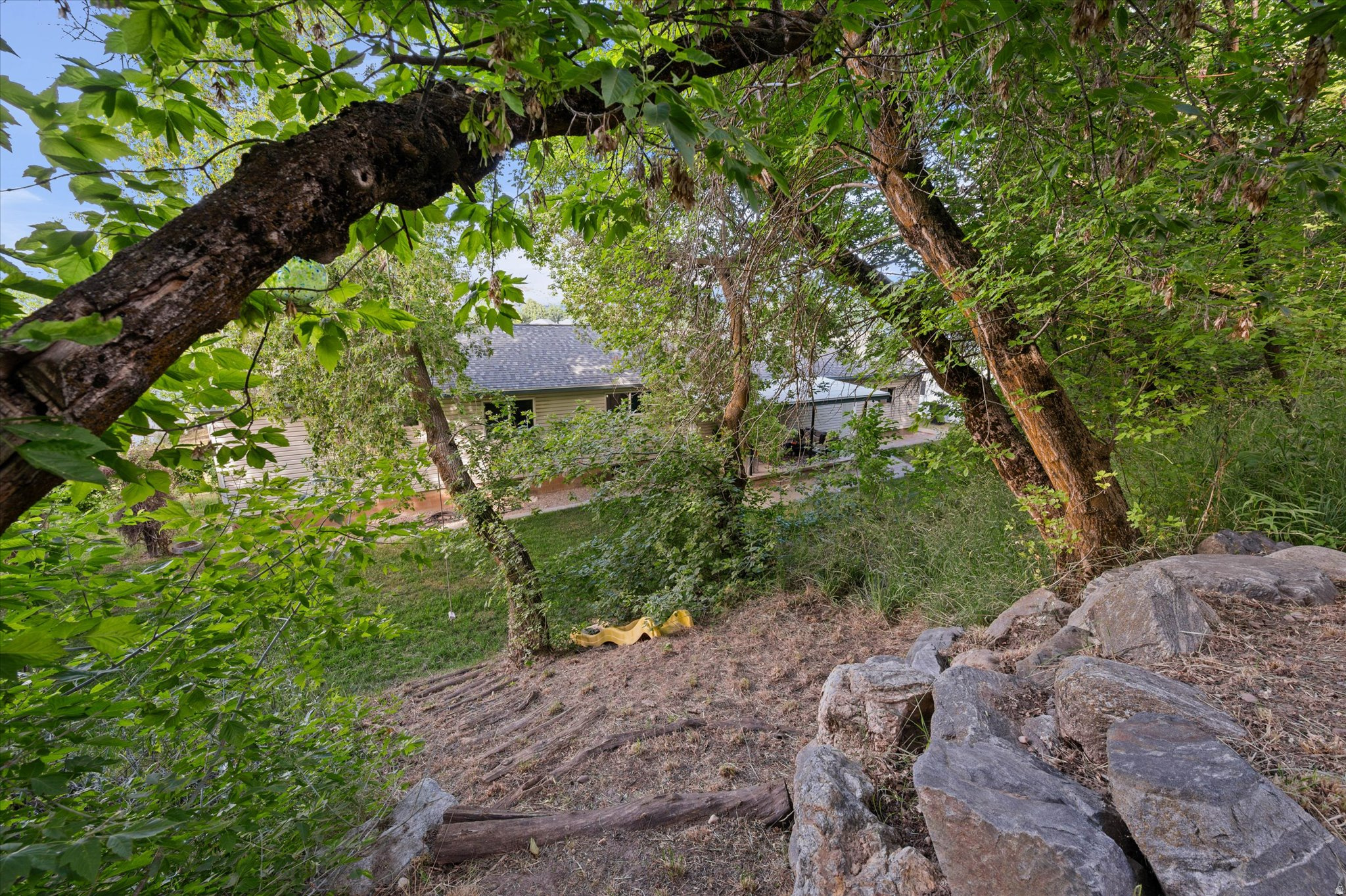 main property photo 65