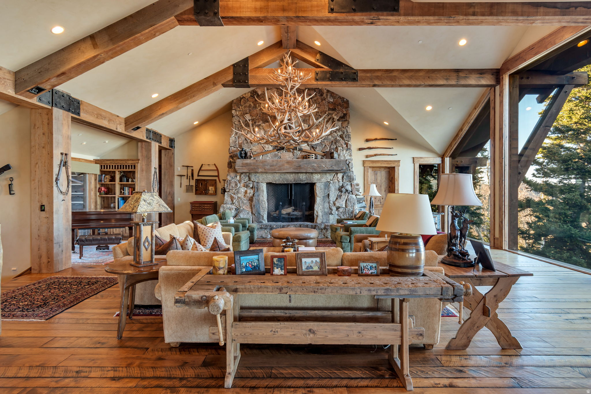 main property photo 9