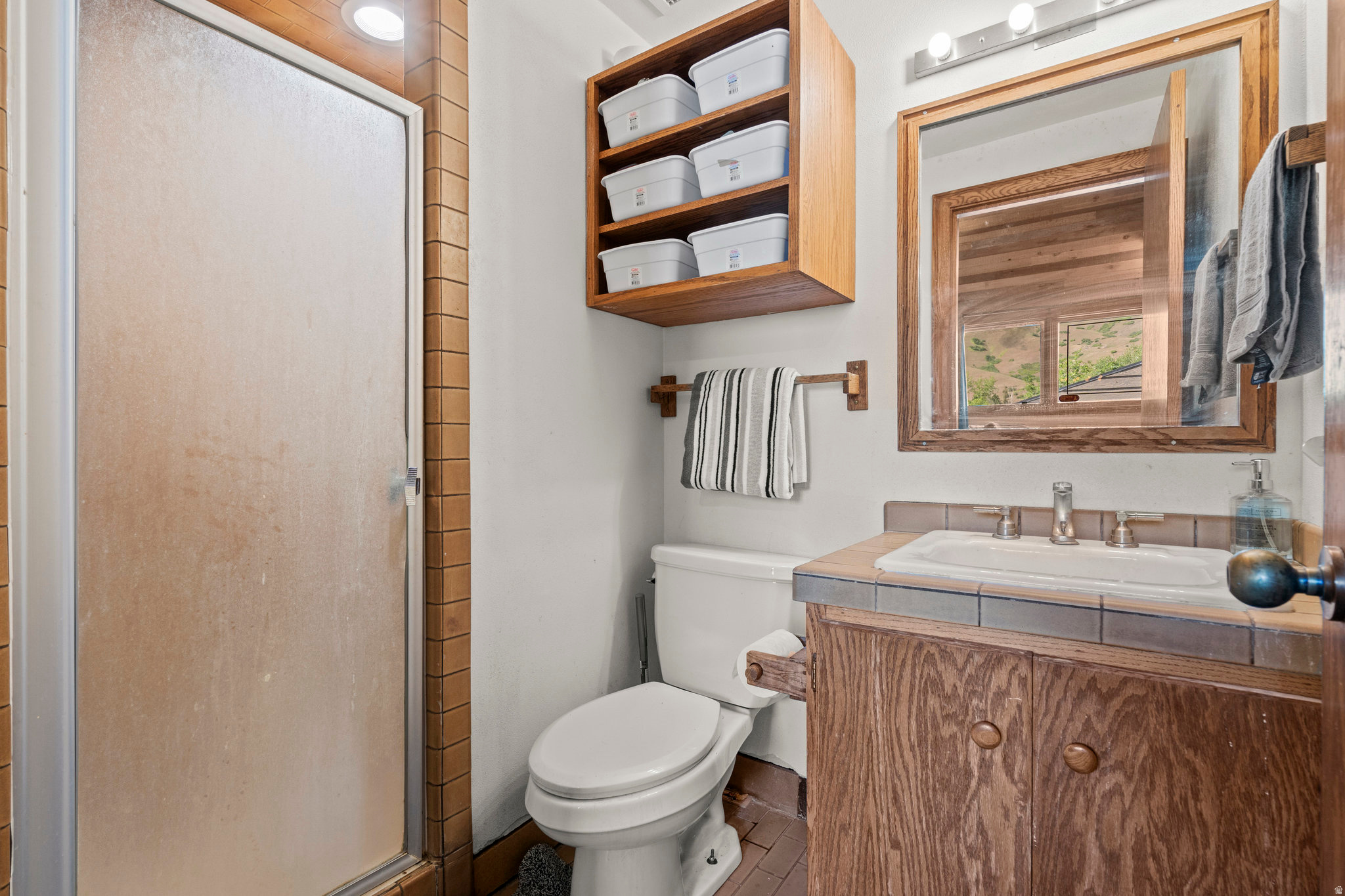 main property photo 70