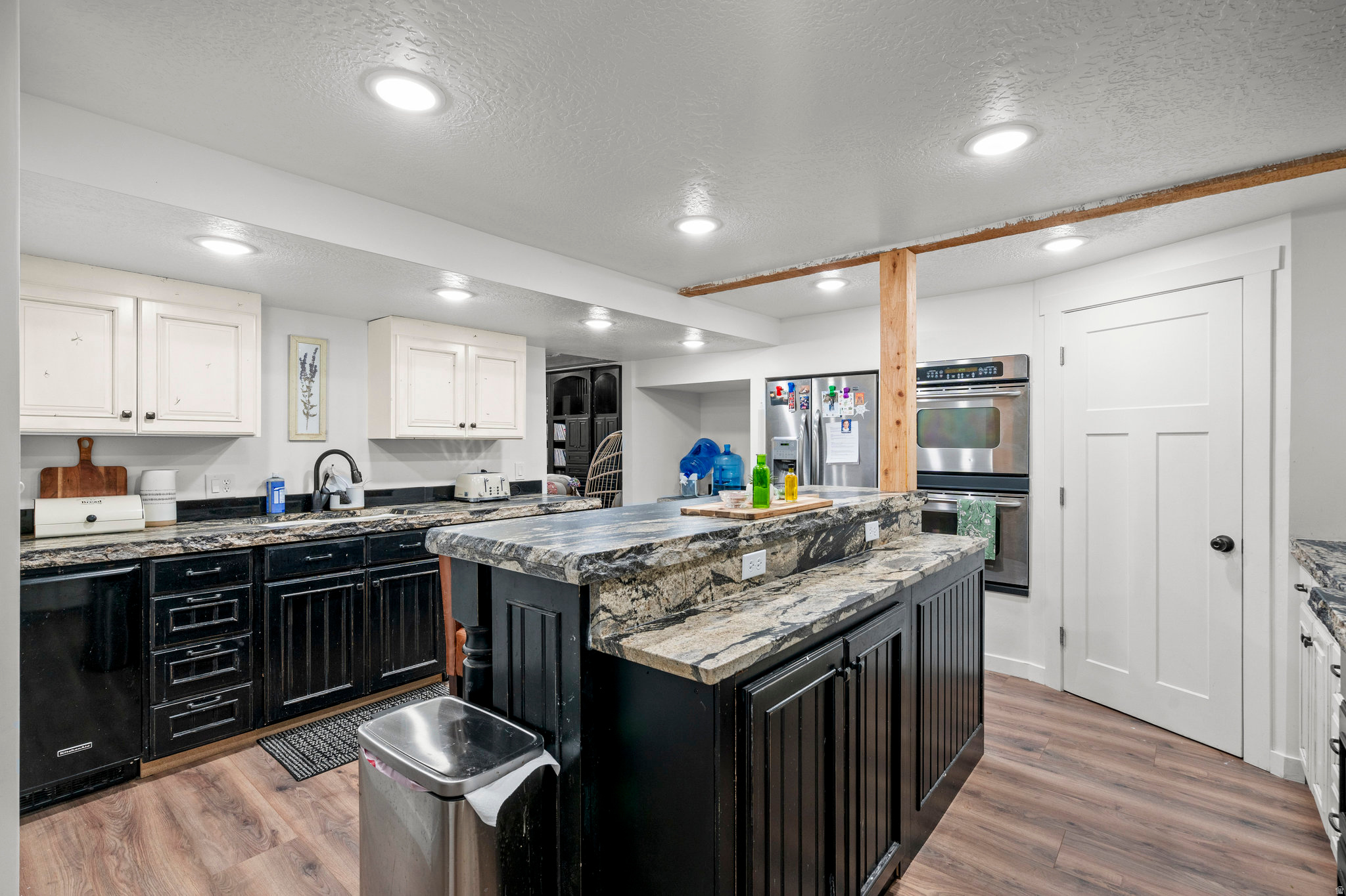 main property photo 89
