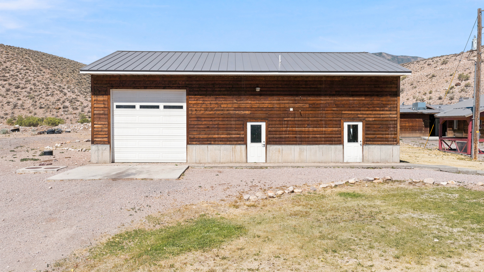 main property photo 44