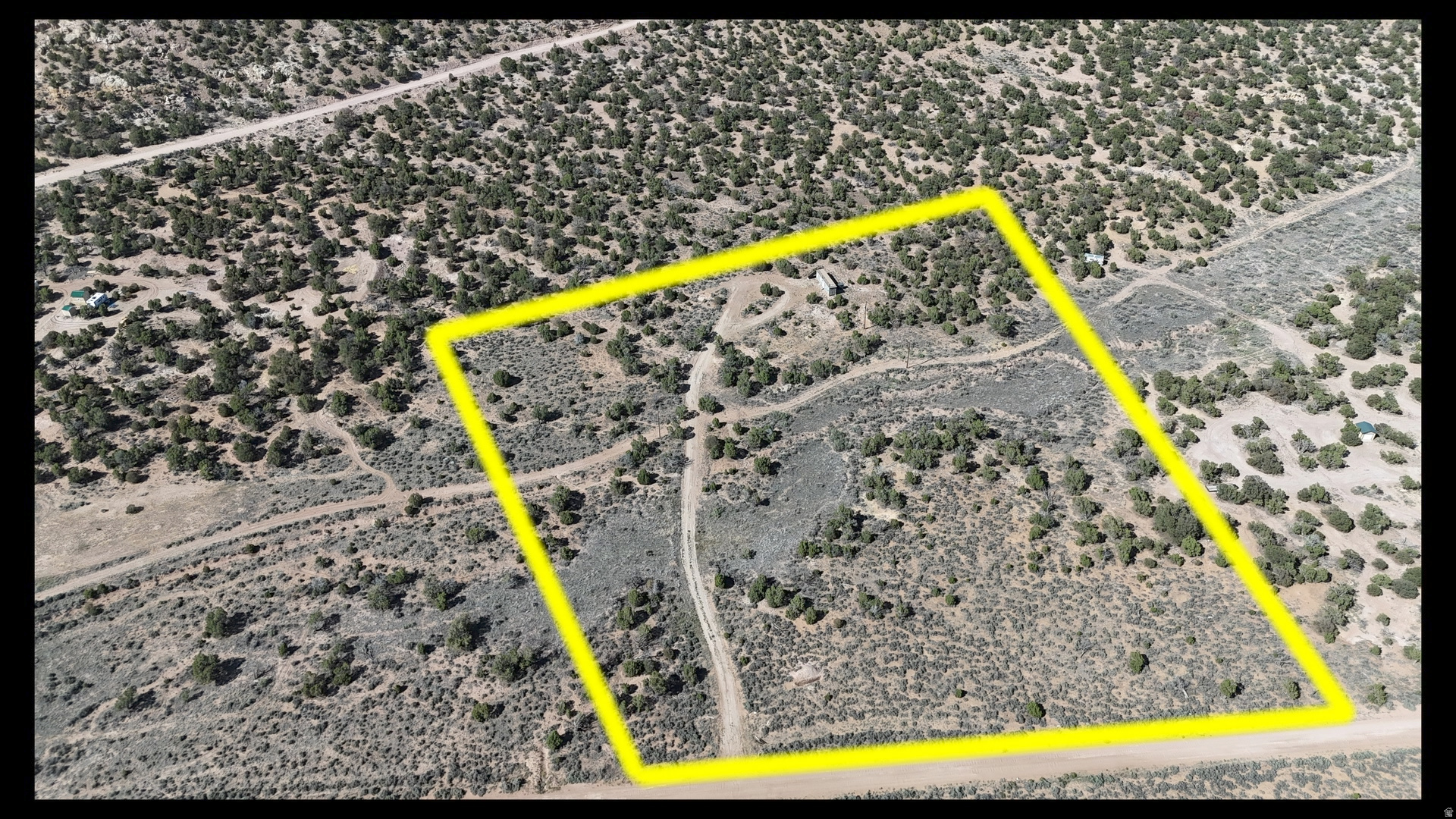 main property photo 13