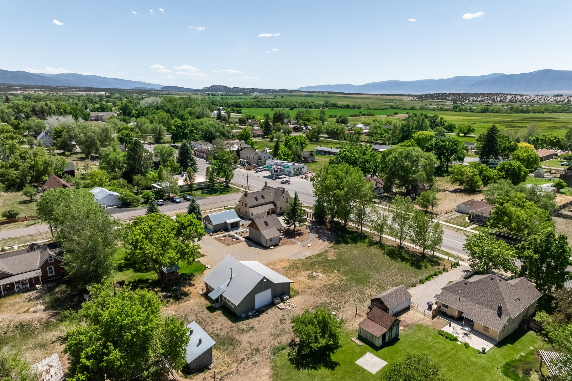 main property photo 48