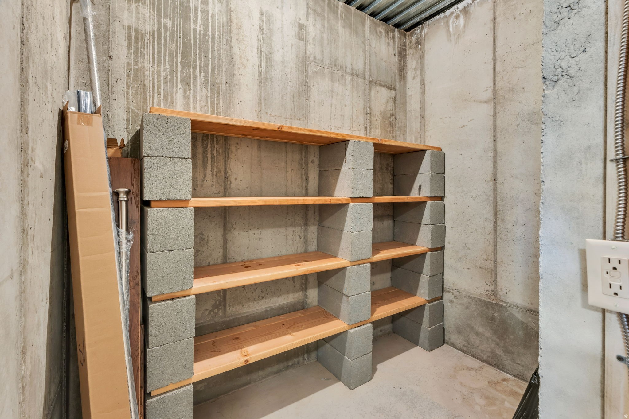 main property photo 58