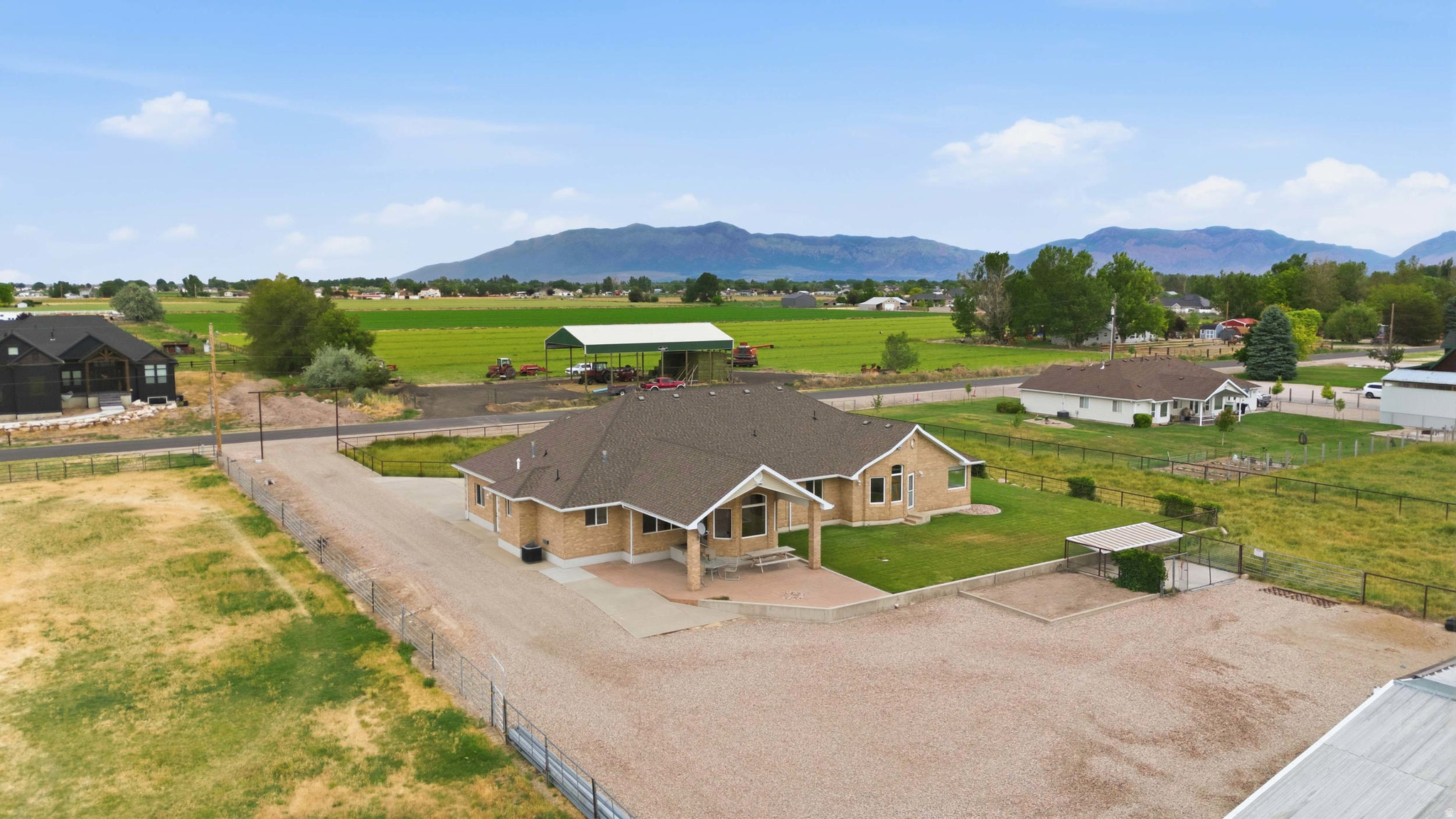 main property photo 50
