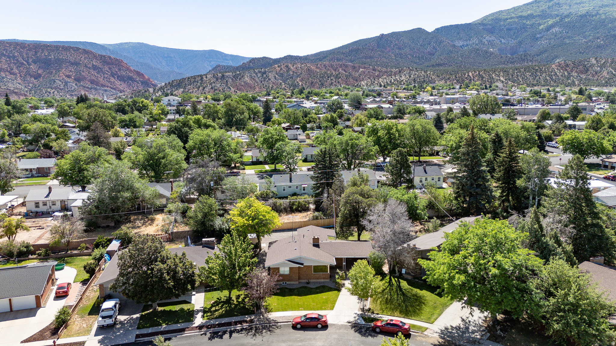 main property photo 50