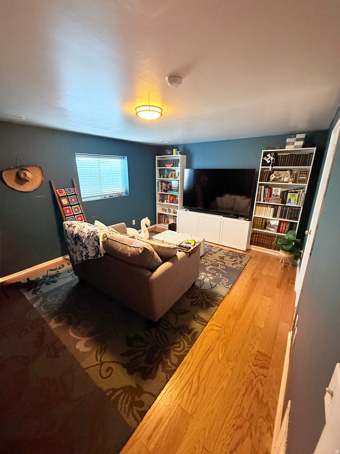 main property photo 20