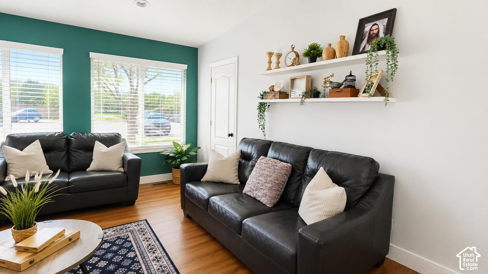 main property photo 6