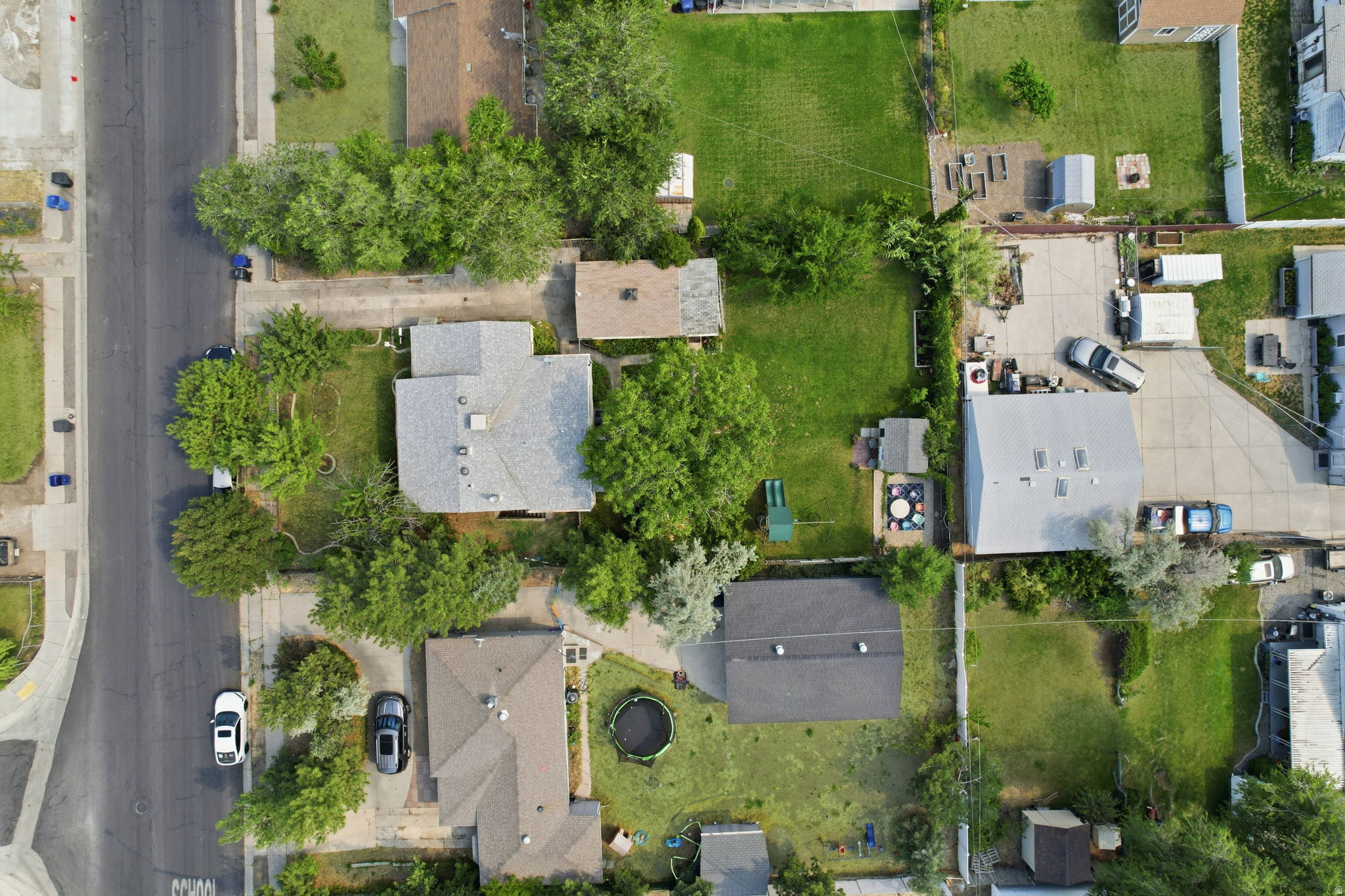 main property photo 40