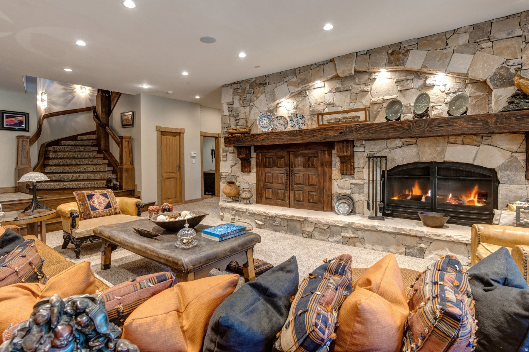 main property photo 61