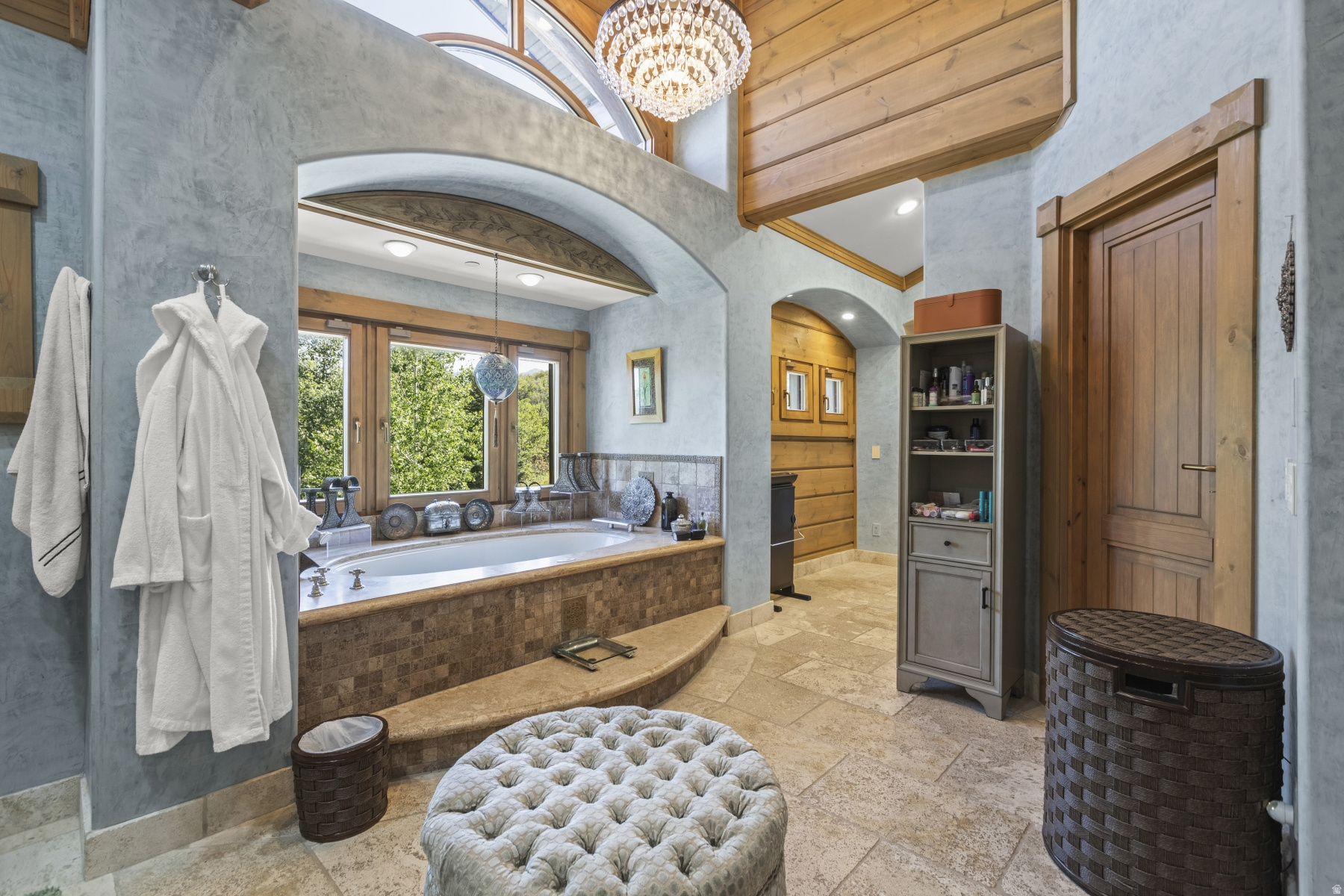 main property photo 77