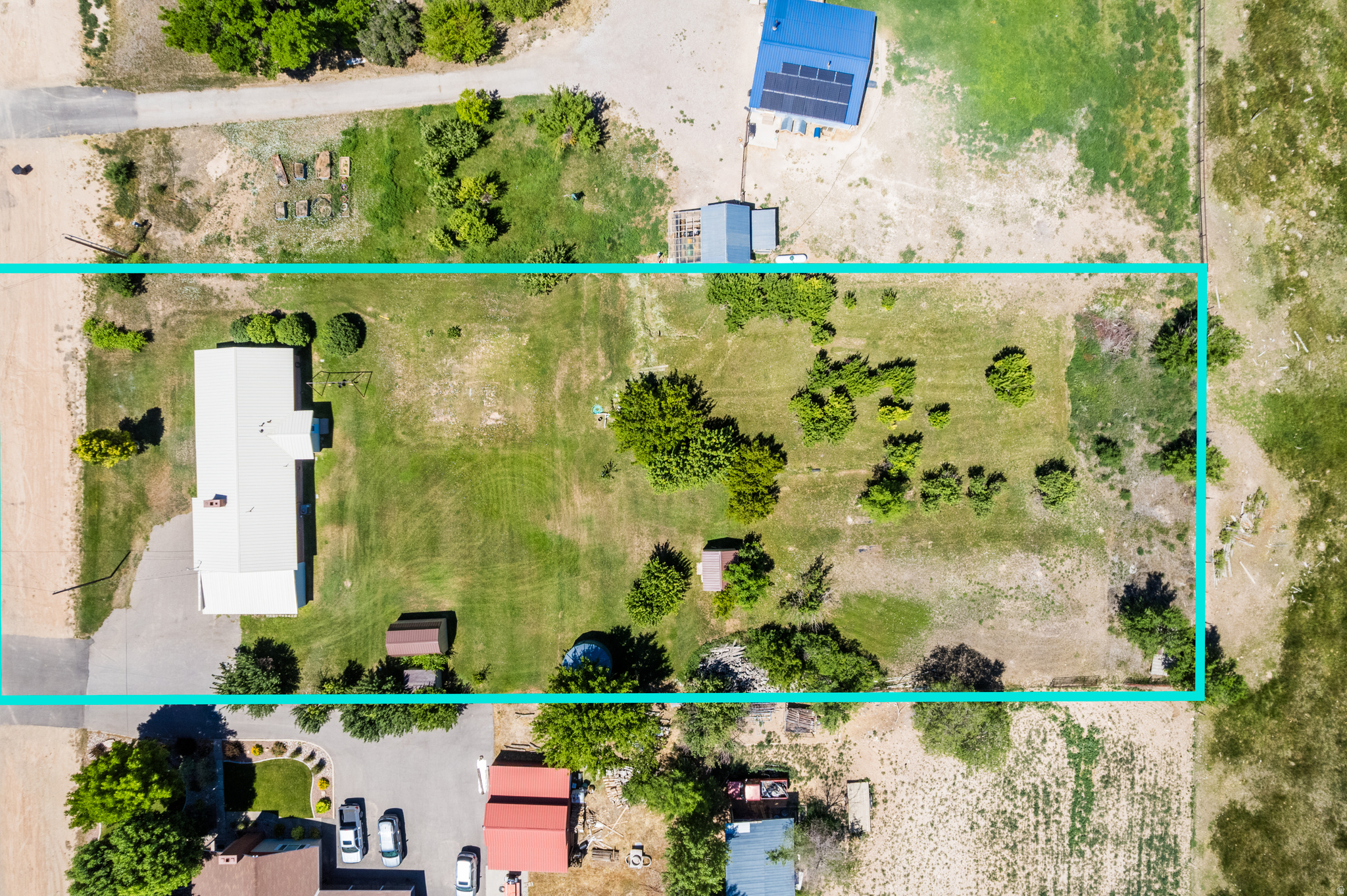 main property photo 31
