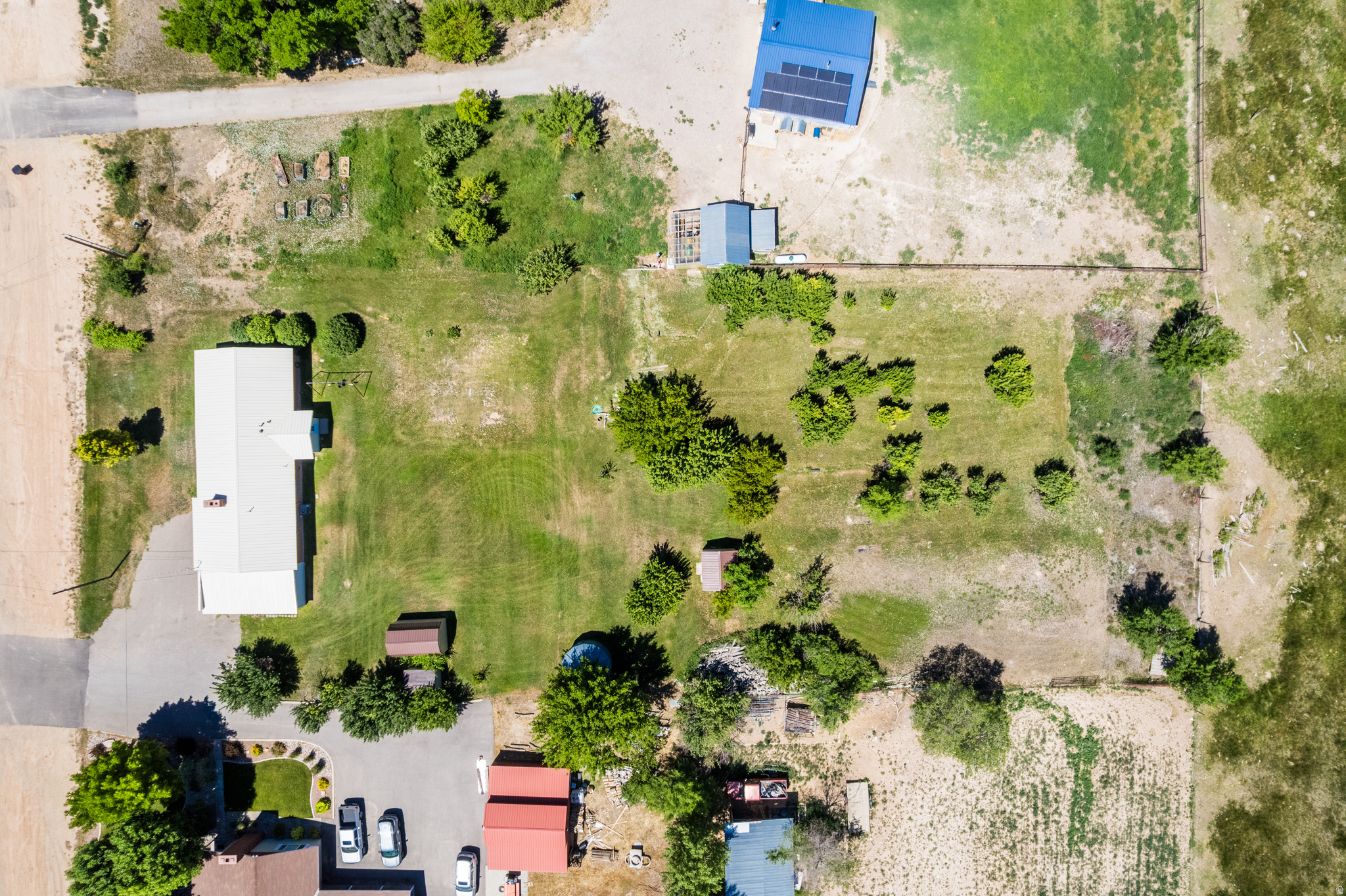 main property photo 37